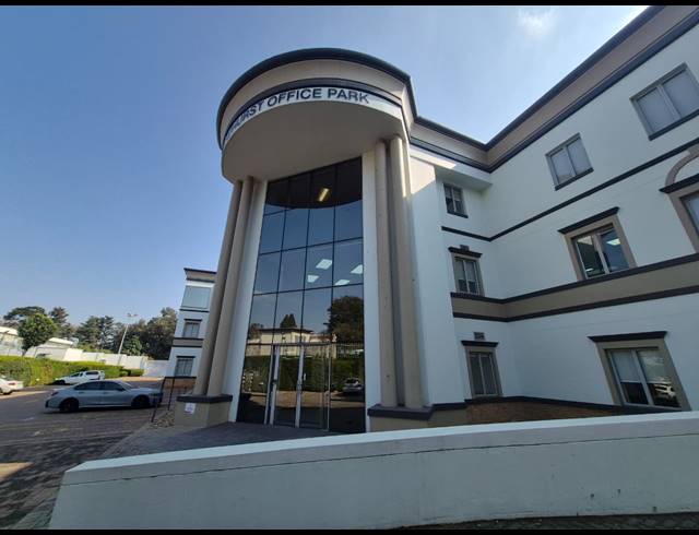 196M² OFFICE TO LET IN SANDTON CENTRAL